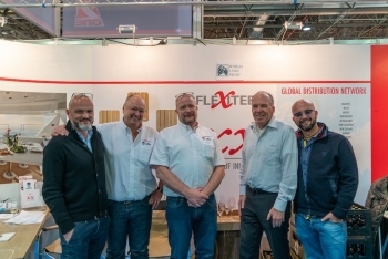 Flexiteek salvaguardia l'ambiente ... Flexiteek salvaguardia l'ambiente ...